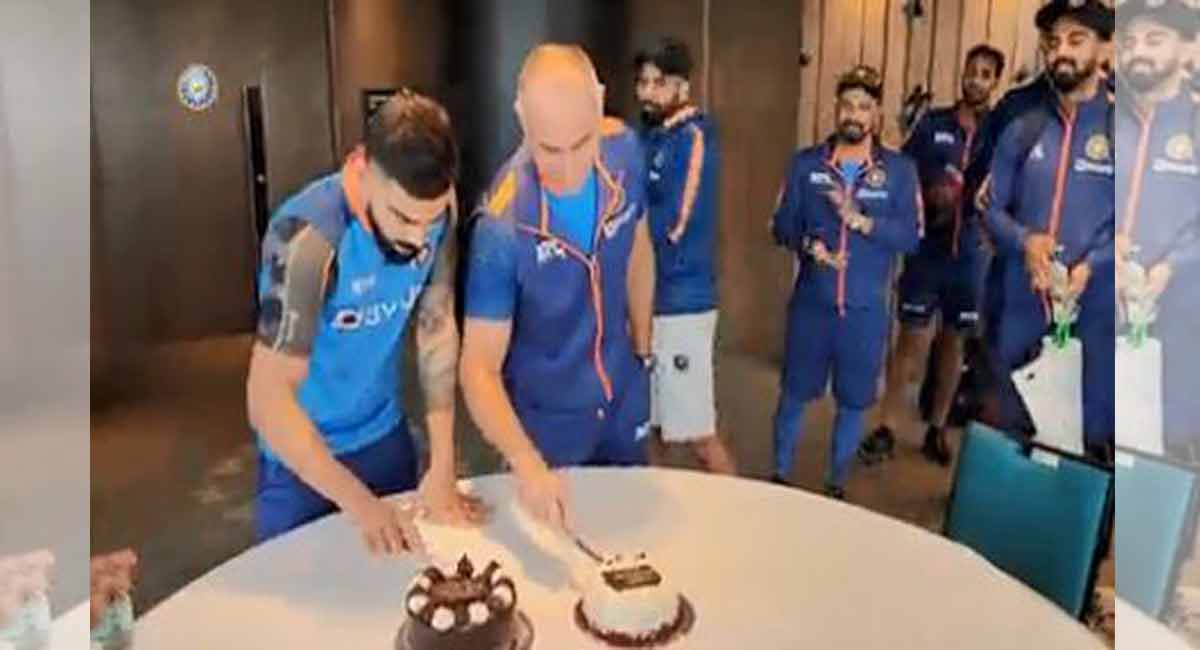 Watch: Team India celebrates Virat’s birthday 