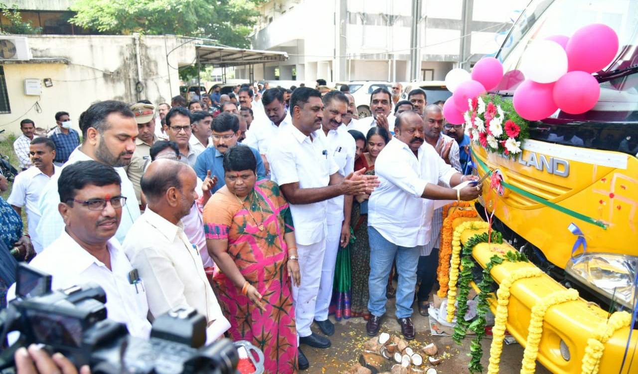 Telangana giving top priority for public health: Gangula Kamalakar