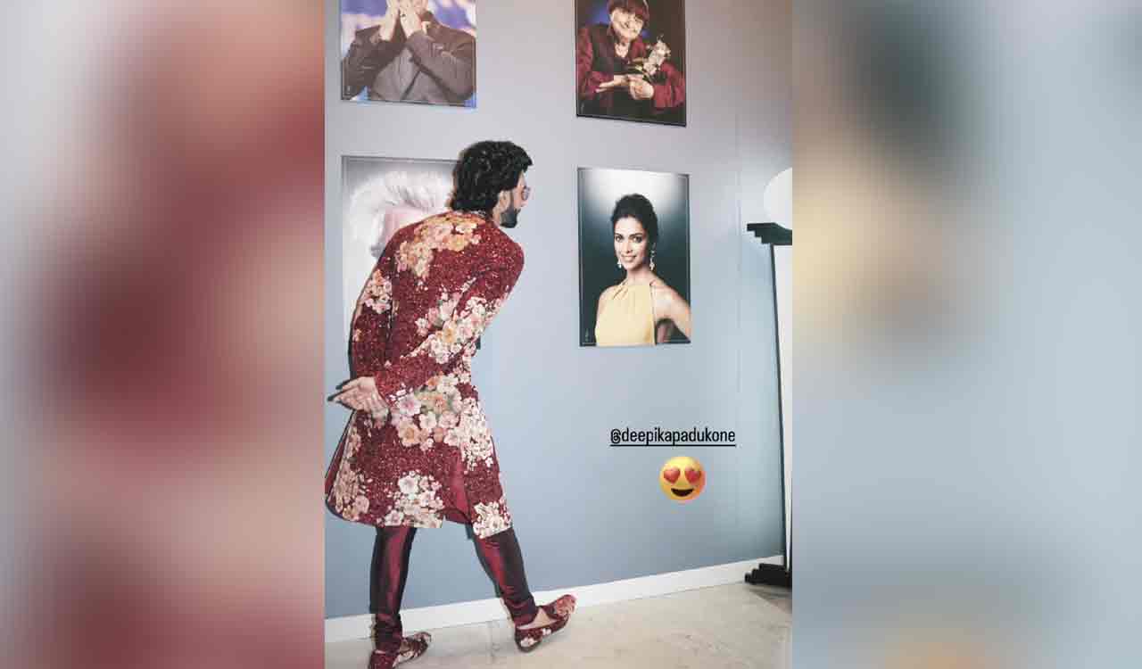 Ranveer Singh cannot stop fanboying over Deepika