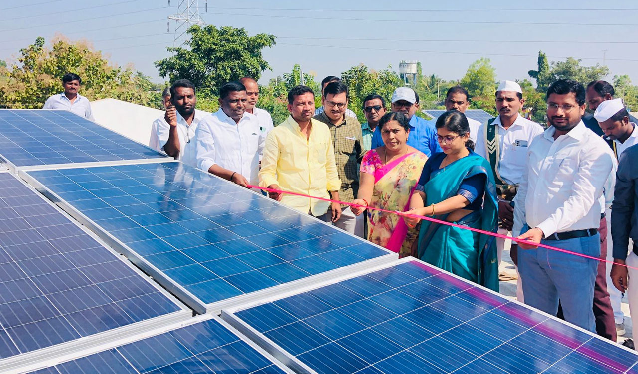 Adilabad’s Mukhra (K) is role model to country: Collector Sikta Patnaik 