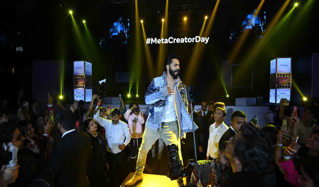 Varun Dhawan enthrals creators in Delhi with his performance on ‘Bhediya’