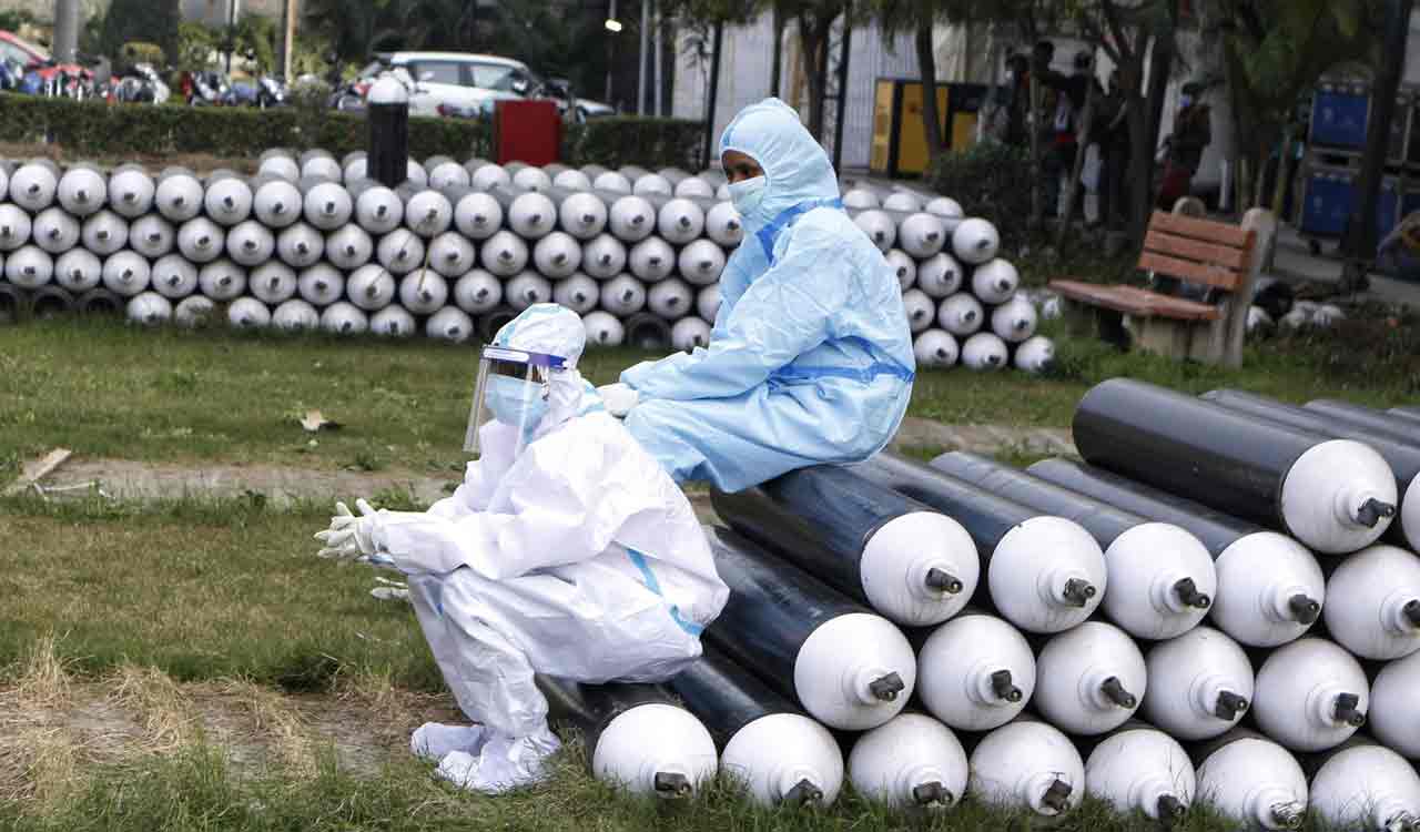 Ensure availability of Liquid Medical Oxygen, uninterrupted supply at health facilities: Centre to states