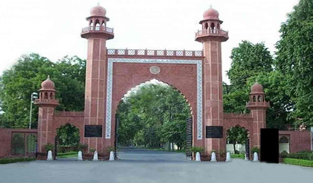Kashmiri students allege attacks in AMU, write to Shah for probe