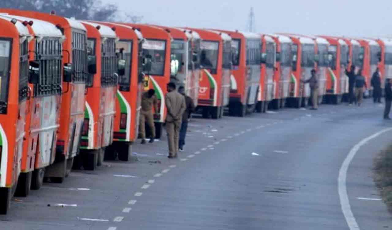 UP govt to buy 6,000 buses for Maha Kumbh 2025