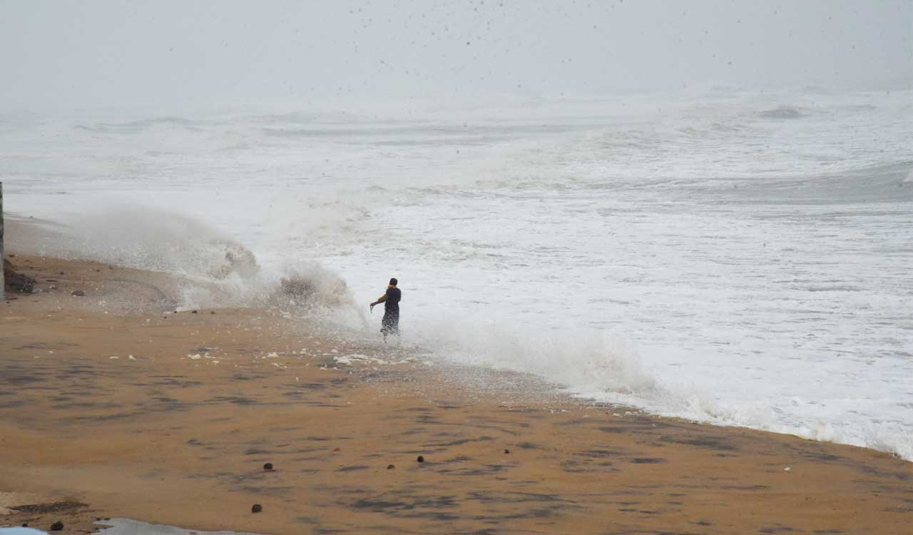 Alert in south coastal Andhra for cyclone ‘Mandous’