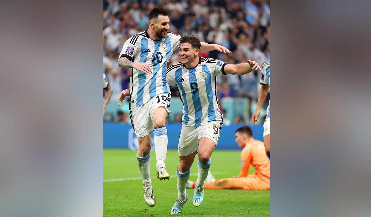 Alvarez’s brace, Messi’s goal guides Argentina into final with 3-0 win over Croatia