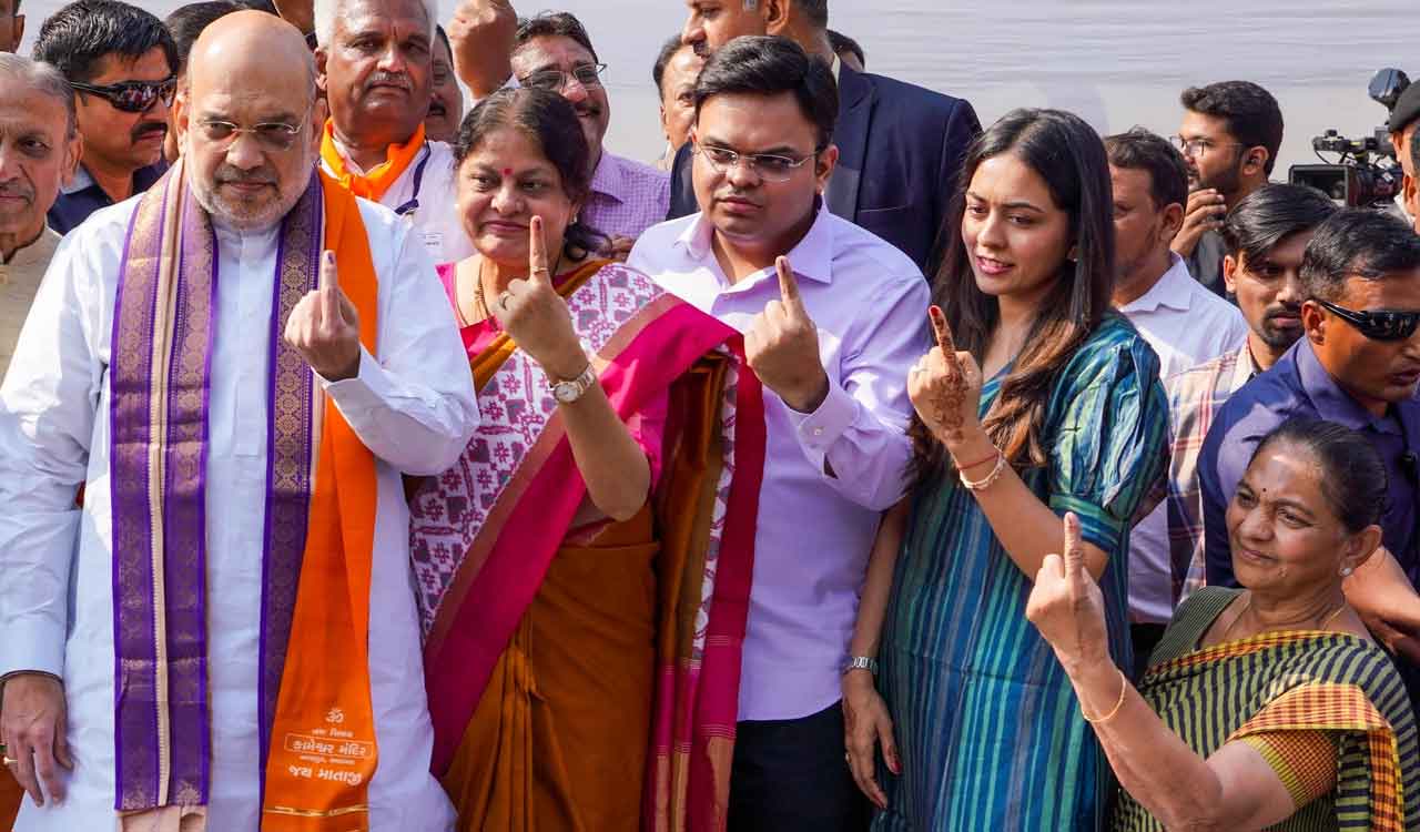 BJP gets 53.33% vote share in Gujarat; AAP eats into Congress with 12%