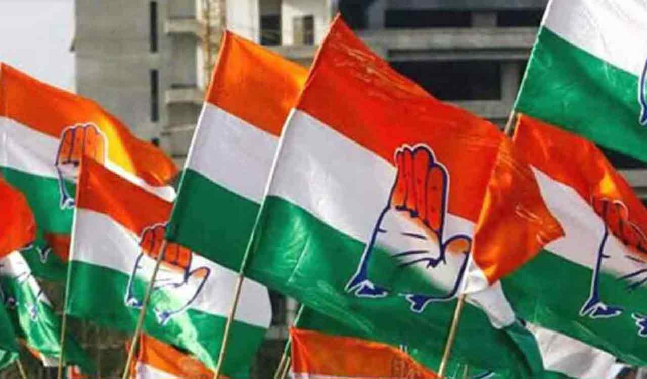 War within Telangana Congress intensifies: 13 including MLA Seethakka resign from party posts
