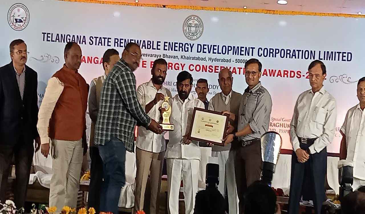 Jangaon, Falaknuma bus depots of TSRTC bag awards for energy conservation