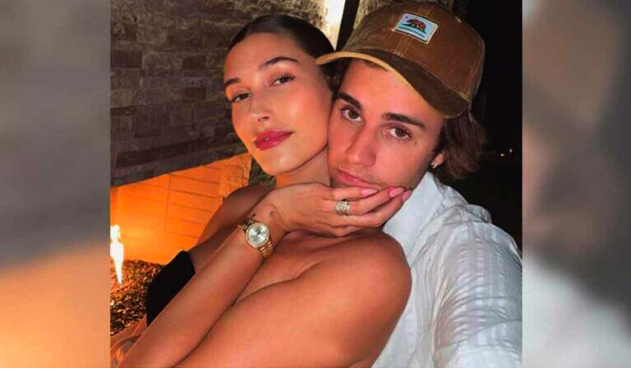 Hailey Bieber opens up about having an ovarian cyst. What is it?