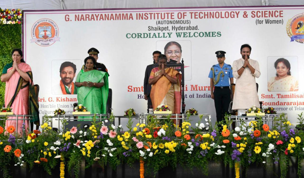 President Murmu interacts with students, urges more women to take up science streams