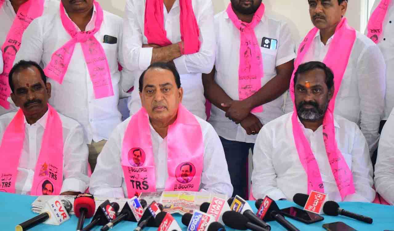 Indrakaran Reddy warns BJP leaders on abuse, objectionable language