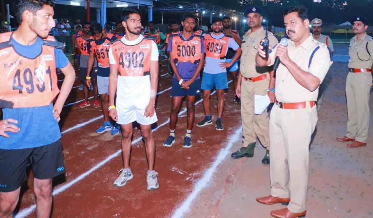 Physical fitness tests for SI/constable posts begins on smooth note in Khammam