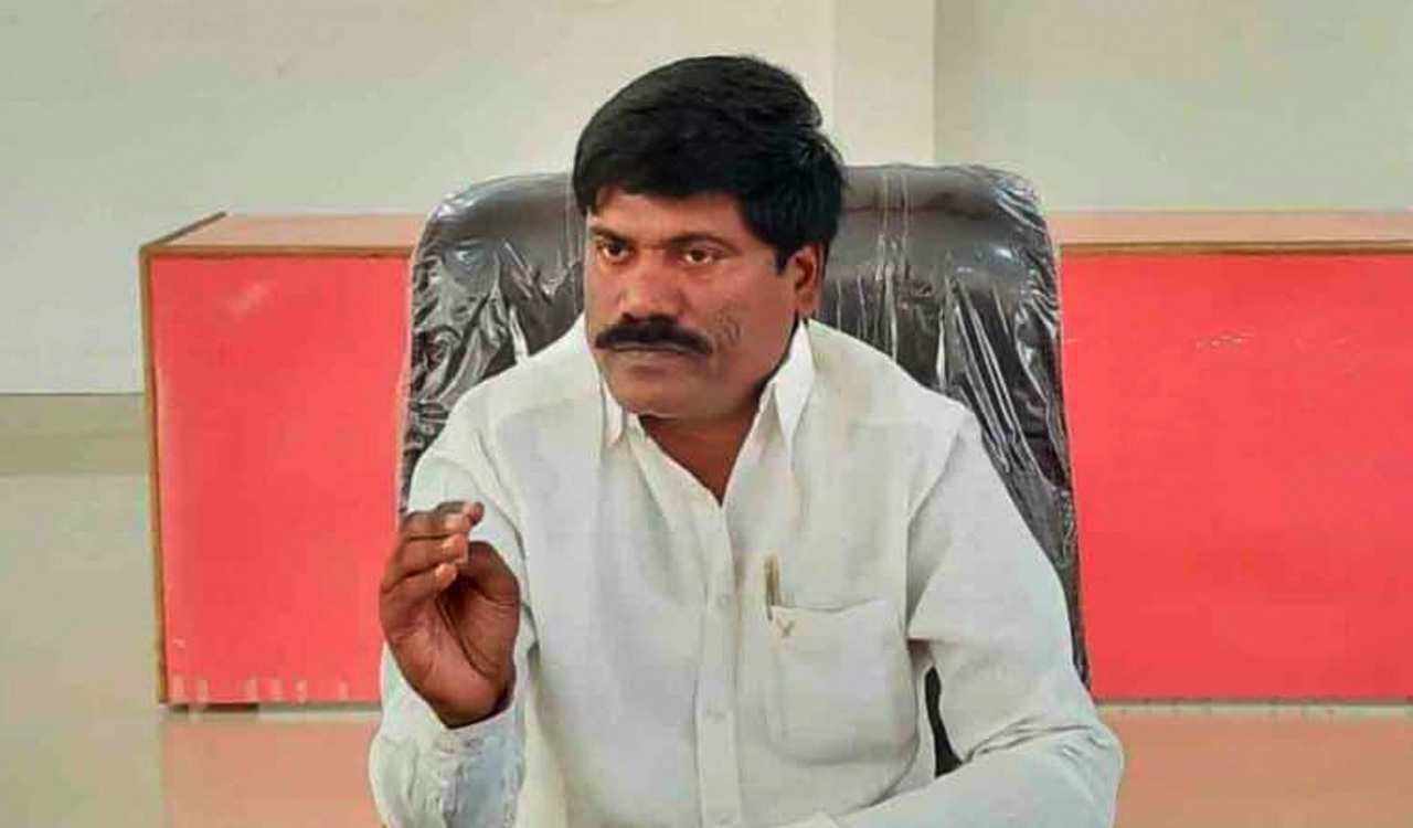 Telangana: MLA Sudharshan Reddy asks YS Sharmila to ‘go back’ to Andhra