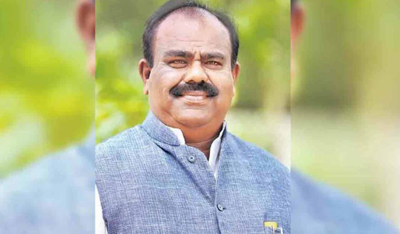 Khammam: MLC Madhusudhan condemns AP leaders remarks on bifurcation