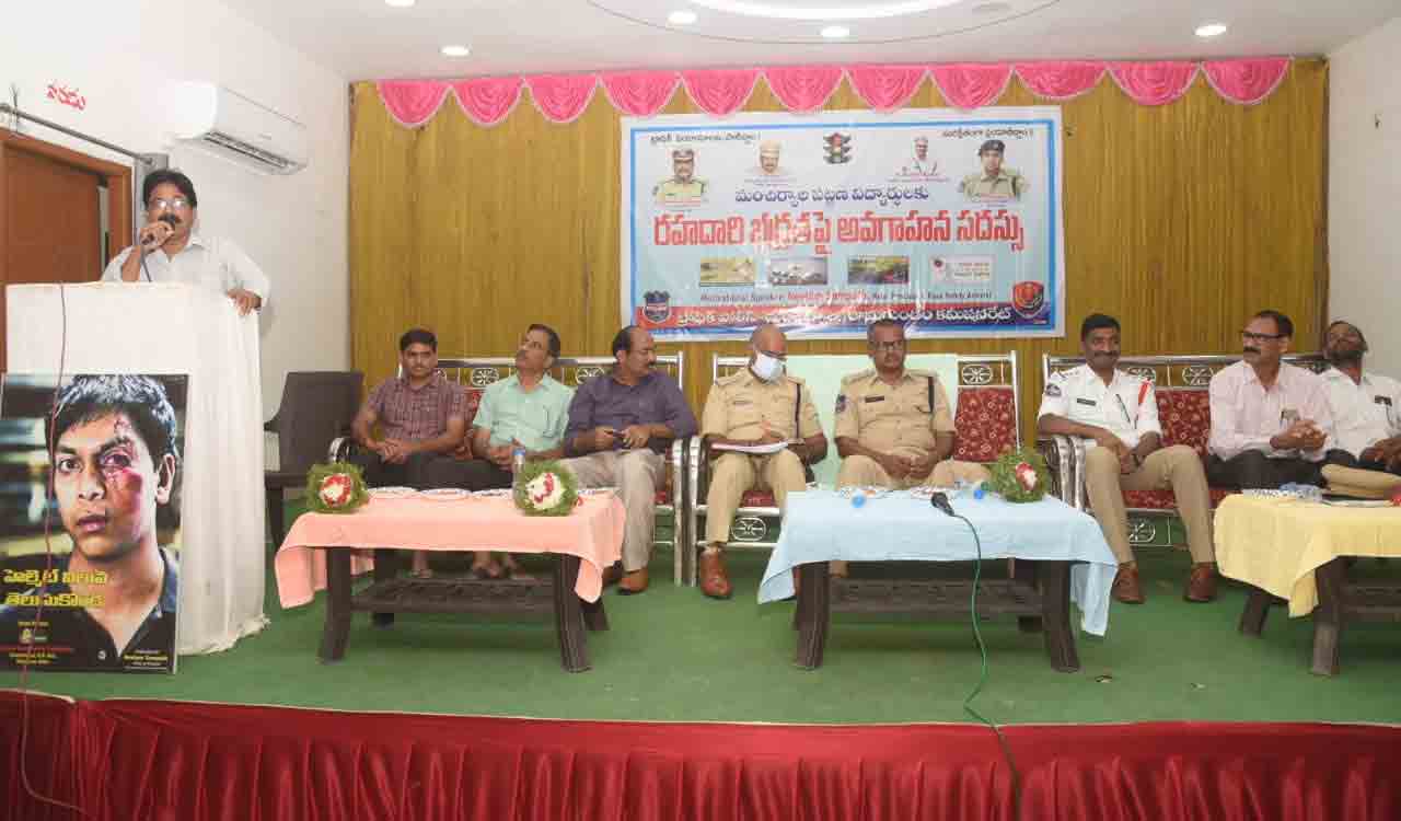Do not allow minors to drive vehicles, Mancherial Traffic ACP tells Parents 