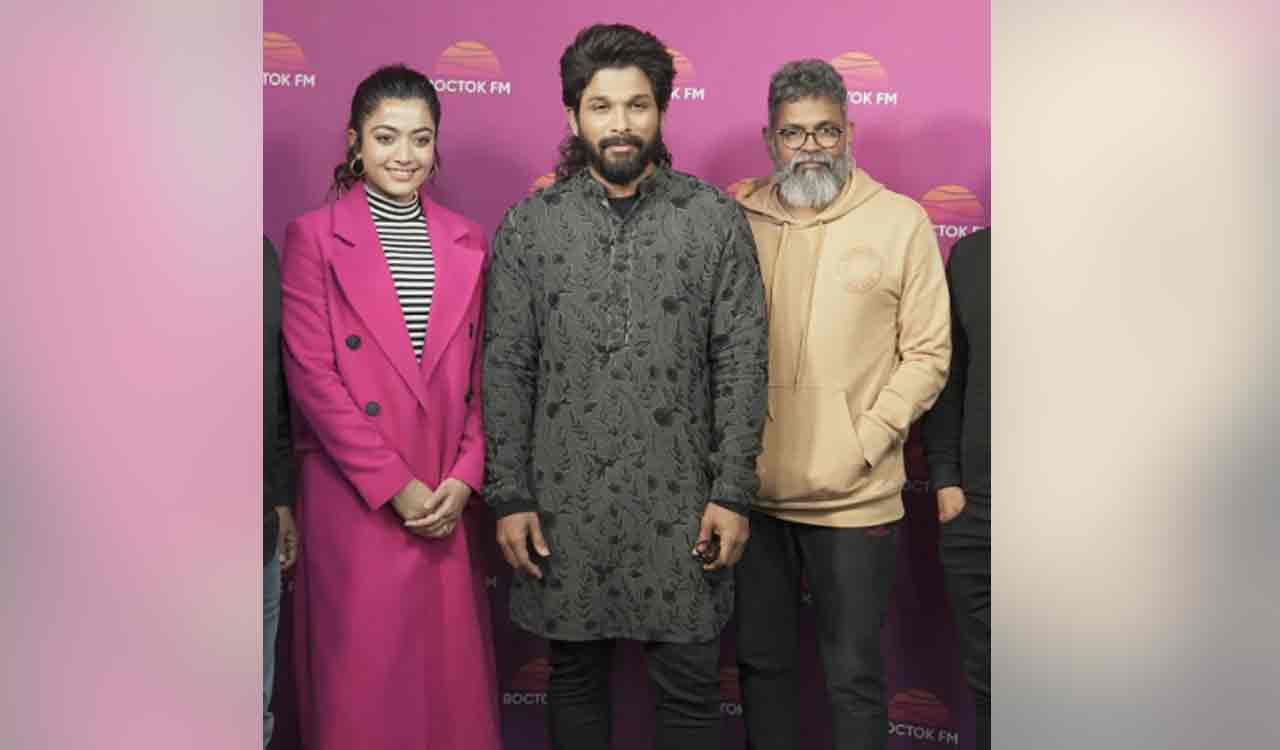 Allu Arjun and Rashmika are all smiles during promotions of ‘Pushpa: The Rise’ in Russia