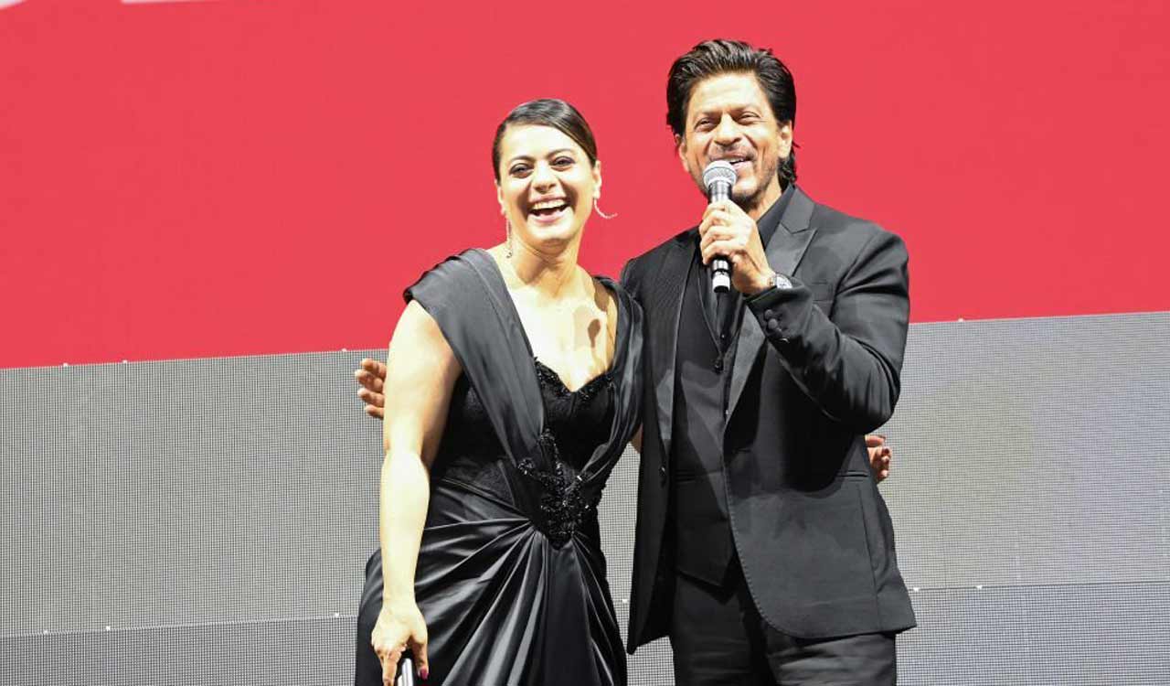Shah Rukh Khan, Kajol recreate ‘DDLJ’ moment at Saudi Arabia’s Red Sea Film Festival