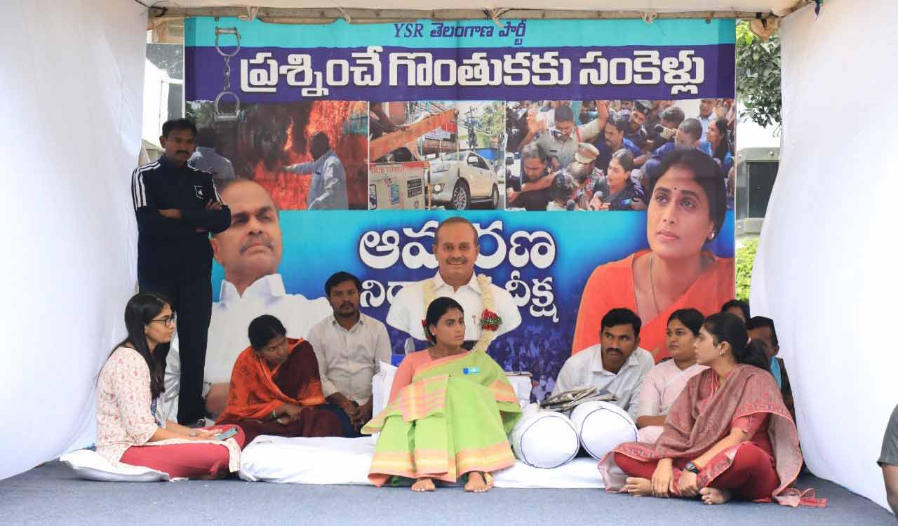 YS Sharmila continues indefinite fast at Hyderabad residence