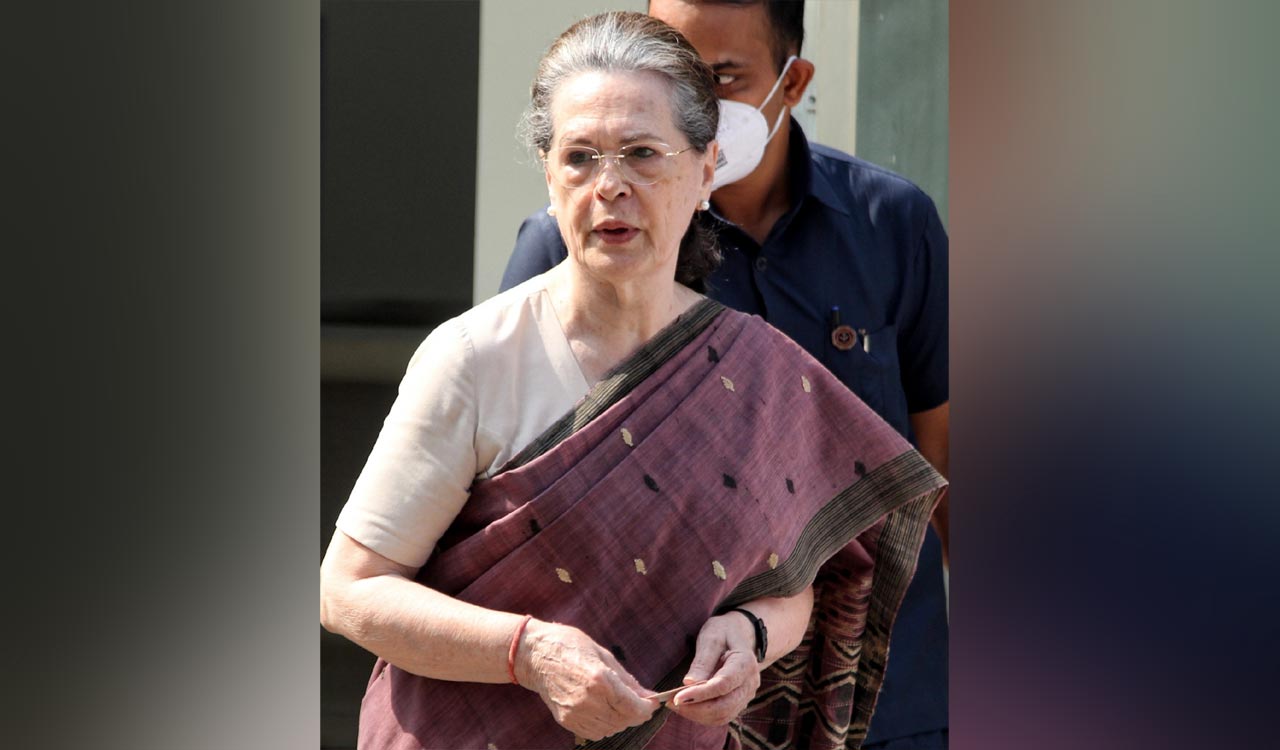 Sonia Gandhi turns 76, Cong leaders extend greetings