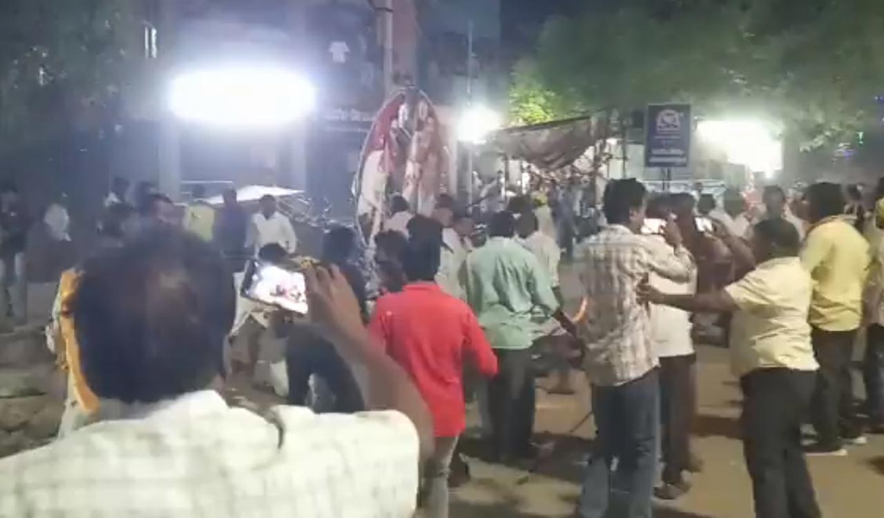 TDP, YSRCP workers clash, prohibitory orders clamped in Macherla