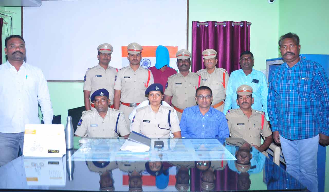 Hanamkonda: Man held for theft, stolen goods worth Rs.1 lakh seized