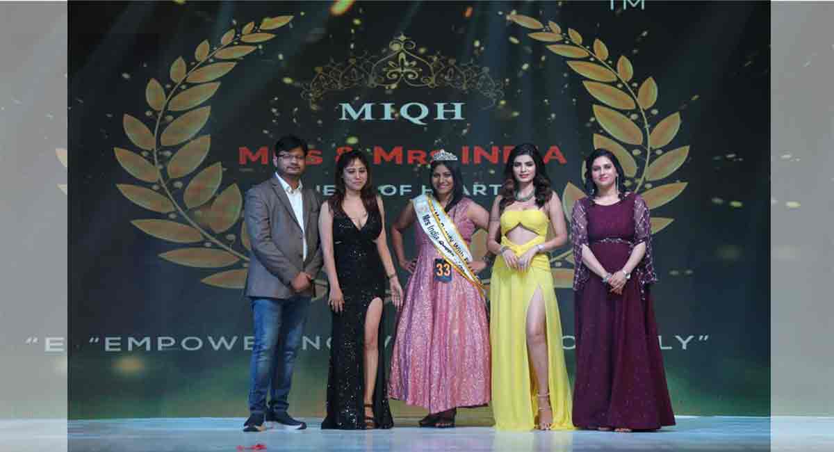 Gayatri Chinnipilli from Secunderabad wins Mrs. India Queen of Hearts East 2022 title