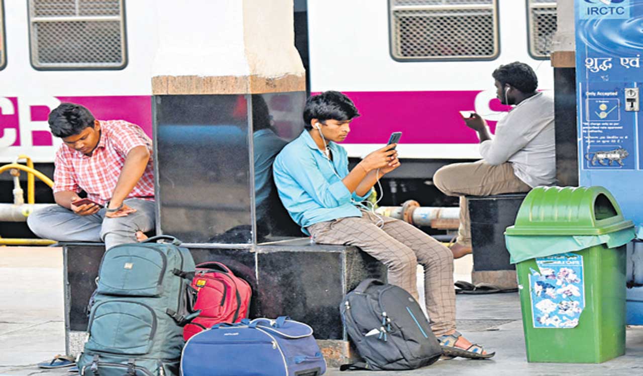 Cyber Talk: This New Year, schedule a digital detox