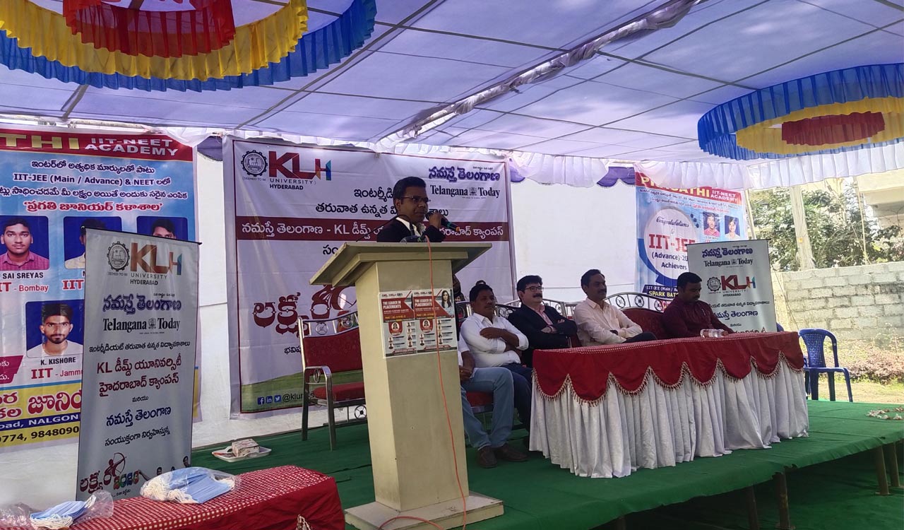 Research about higher education opportunities before choosing college, students told