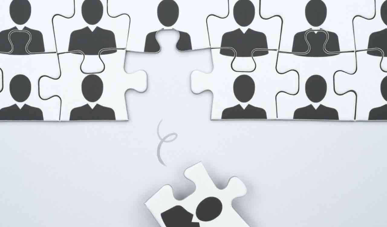 Dell plans employee layoffs in sales teams as part of partner-driven strategy