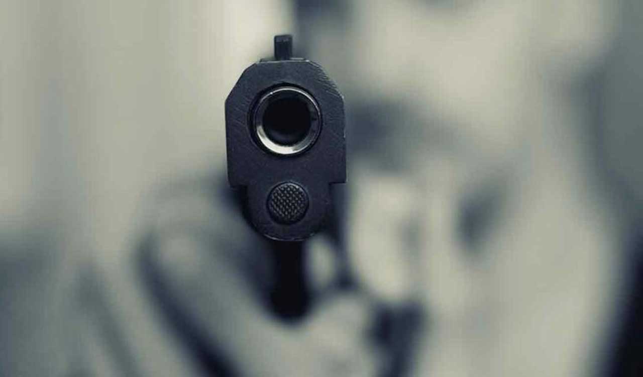 Hyderabad: Two unidentified persons open fire in jewelry shop in Nagole, 2 injured