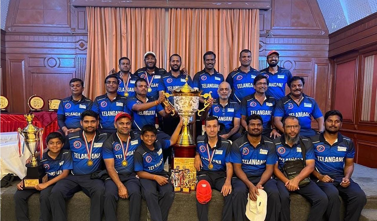 Telangana High Court Lawyers lift cricket trophy