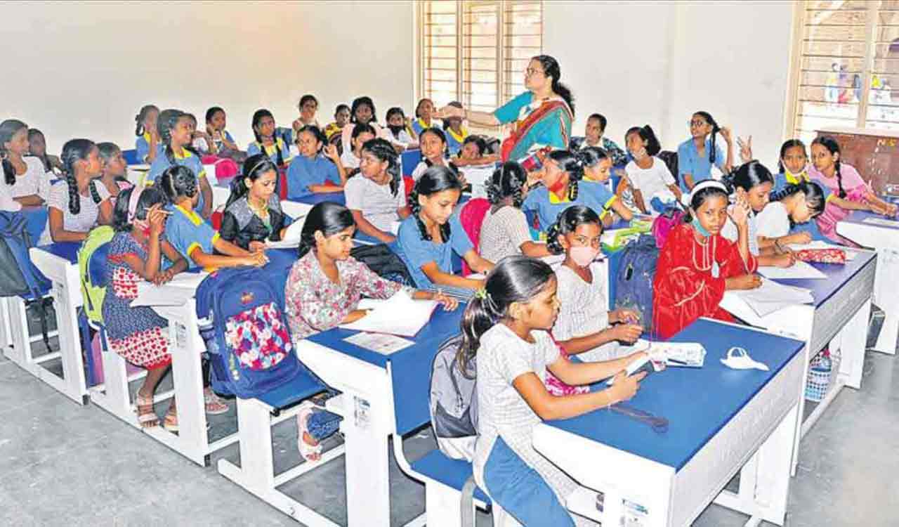 Storytelling, Spell Wizard Contests For Govt School Students In ...