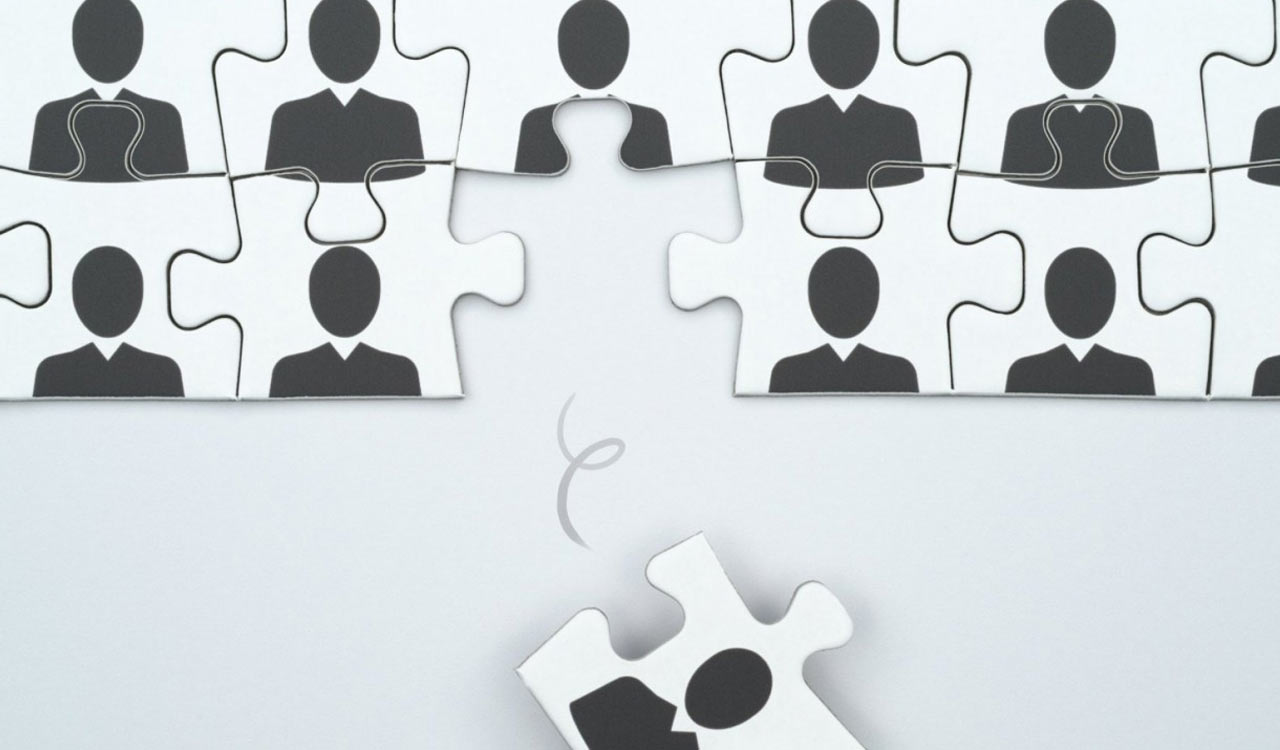 About 3,000 tech employees now being fired a day on average in Jan