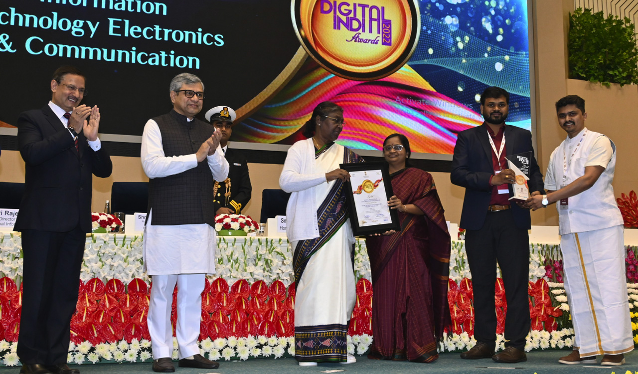 Smart Nutrient Management of Soil project bags Gold Icon Award at Digital India Awards 2022