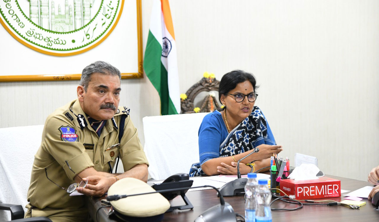Kanti Velugu: CS, DGP hold video conference