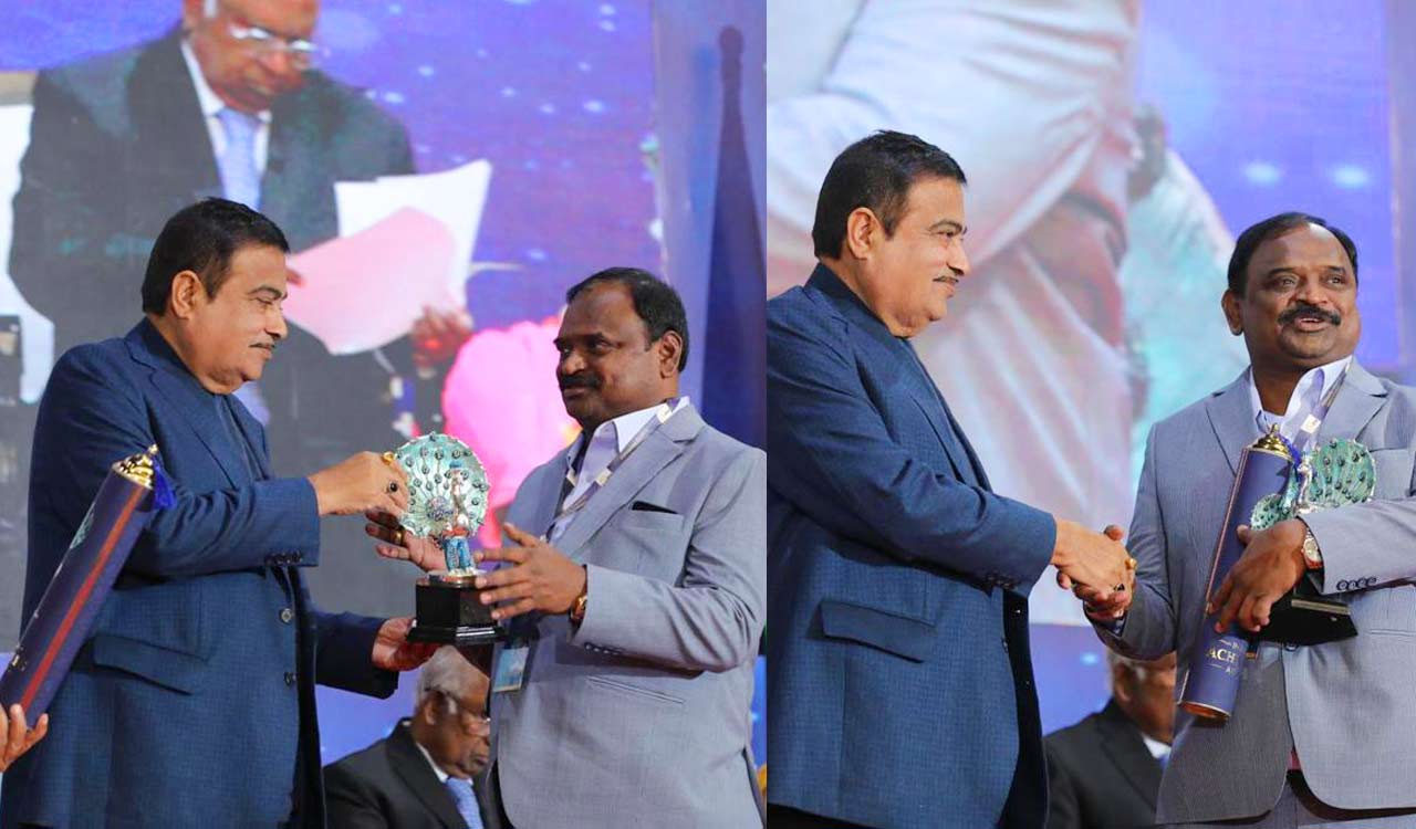 Chairman of Vasavi Group receives Indian Achievers Award from Gadkari