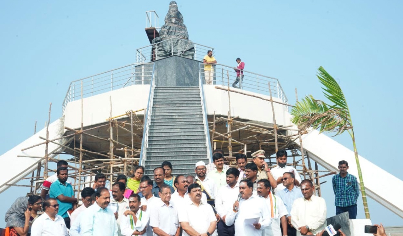Kalyana Mandapam at Palakurthy temple by Shivaratri: Minister Errabelli
