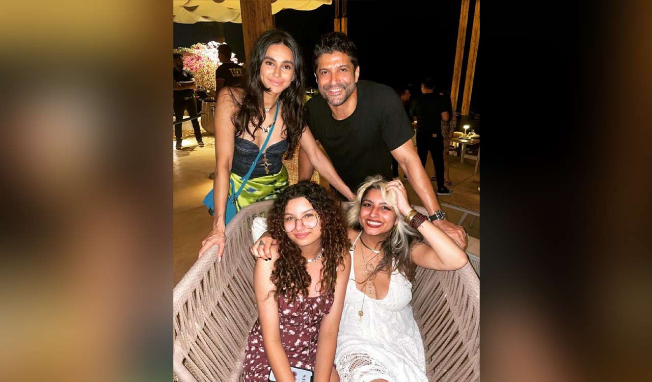 Farhan Akhtar drops adorable pic with wife Shibani, daughters Shakya, Akira