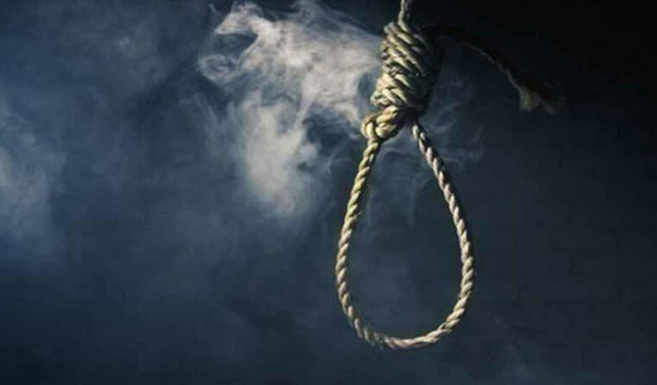 Hyderabad: CISF constable dies by suicide in Hakimpet