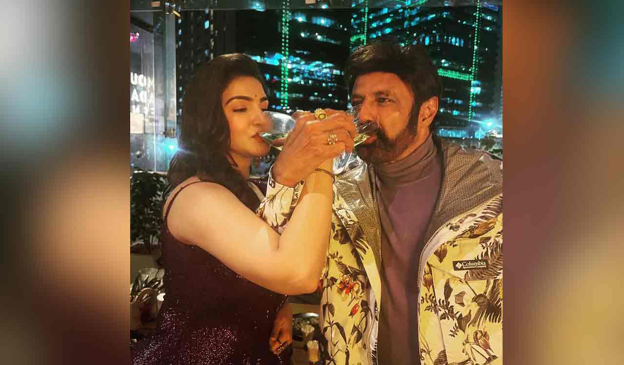 Picture of Honey Rose, Balakrishna from after-party goes viral -Telangana  Today