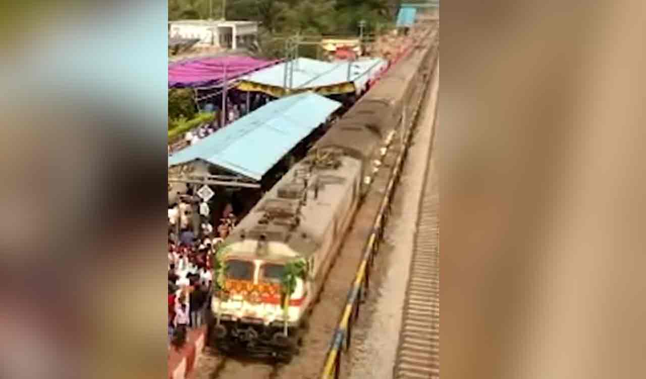 Major train accident averted in Bengal’s Howrah district