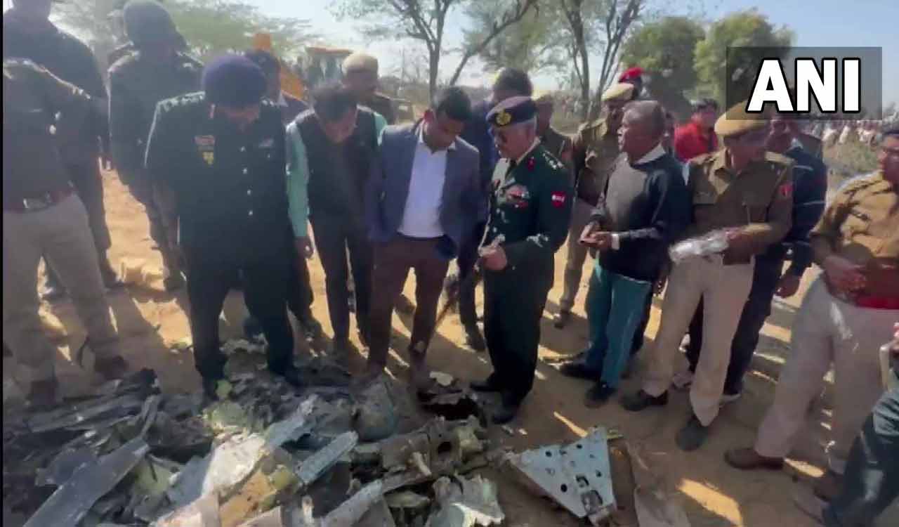 IAF’s Sukhoi, Mirage aircraft crash in MP’s Morena; one pilot killed 