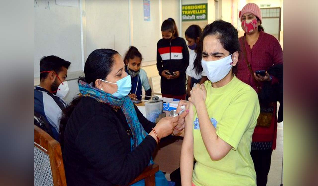 India records 140 new COVID-19 infections, three fatalities