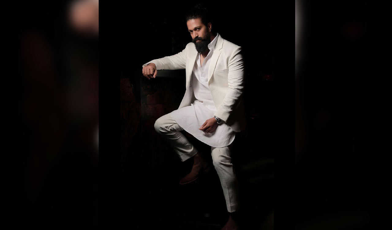 This birthday, ‘KGF’ star Yash has a special request for his fans