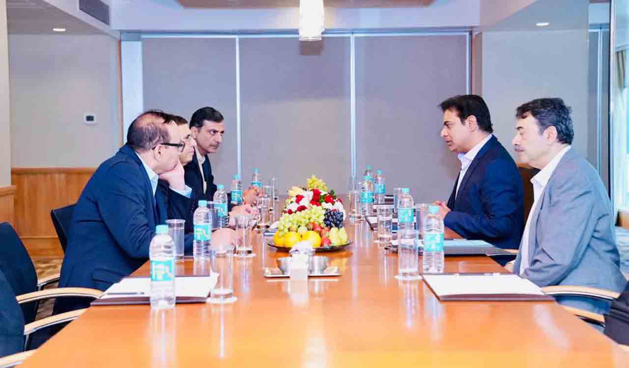 KTR meets industry majors in Mumbai, seeks more investments