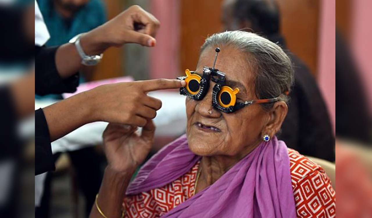 Telangana: Over 2 Lakh persons avail Kanti Velugu benefit on Day 2