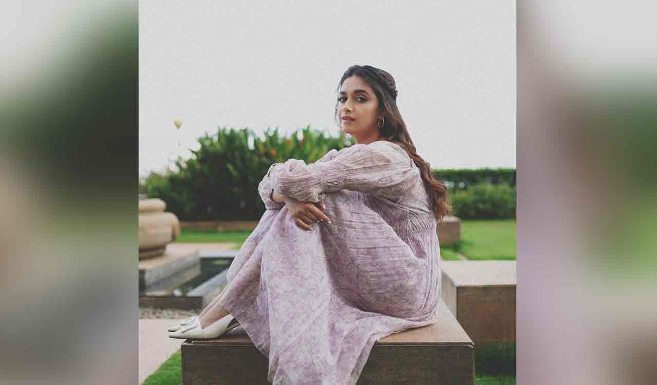 Keerthy Suresh proves she has heart of gold with her ‘golden’ gesture