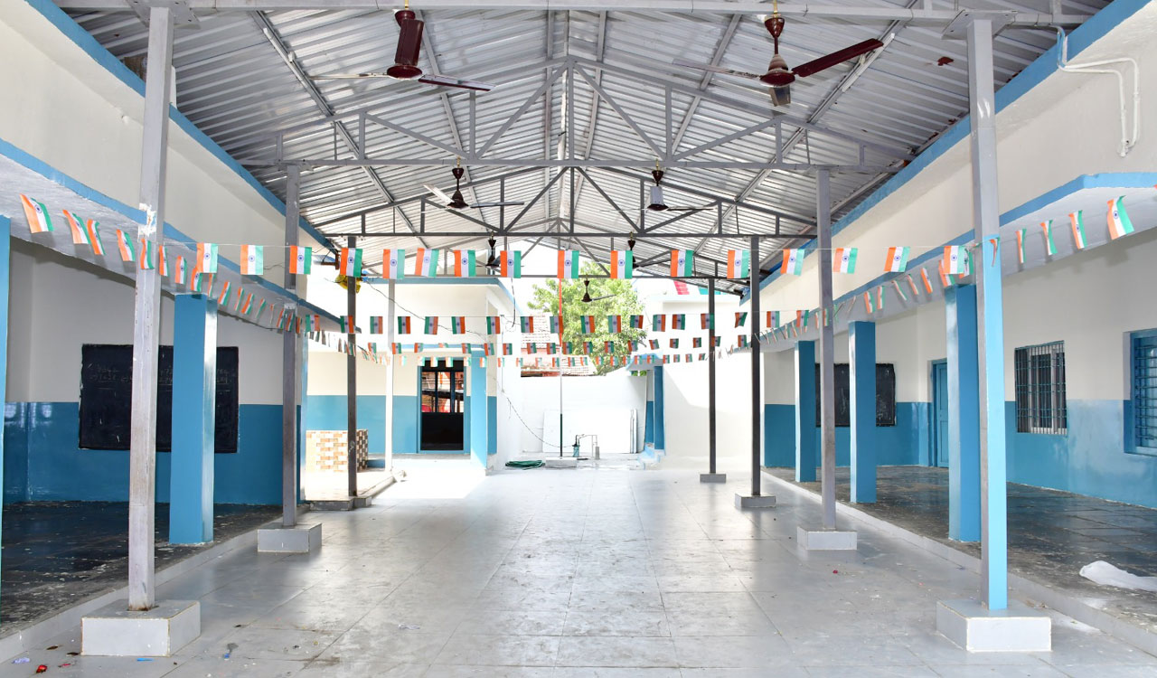 13 Govt Schools Get Facelift Under ‘Mana Ooru- Mana Badi’ Programme In ...