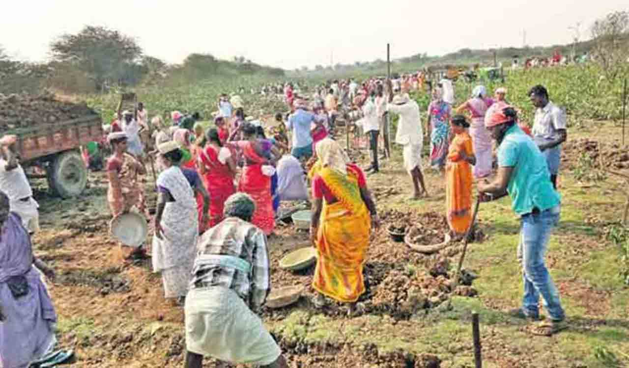 New Central diktat threatens MGNREGS implementation in Telangana